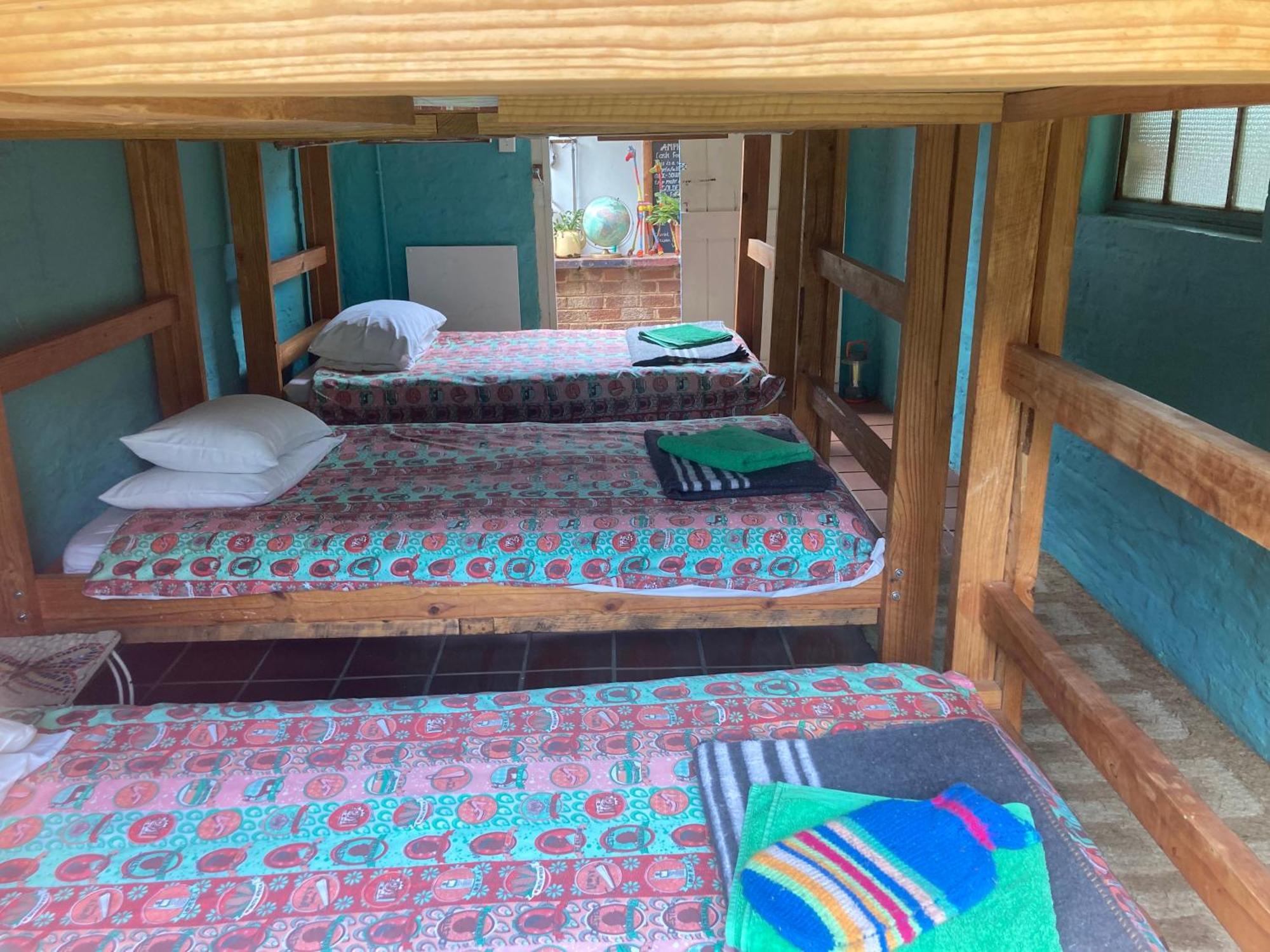 Karma Backpackers Hostel Kestell Buitenkant foto